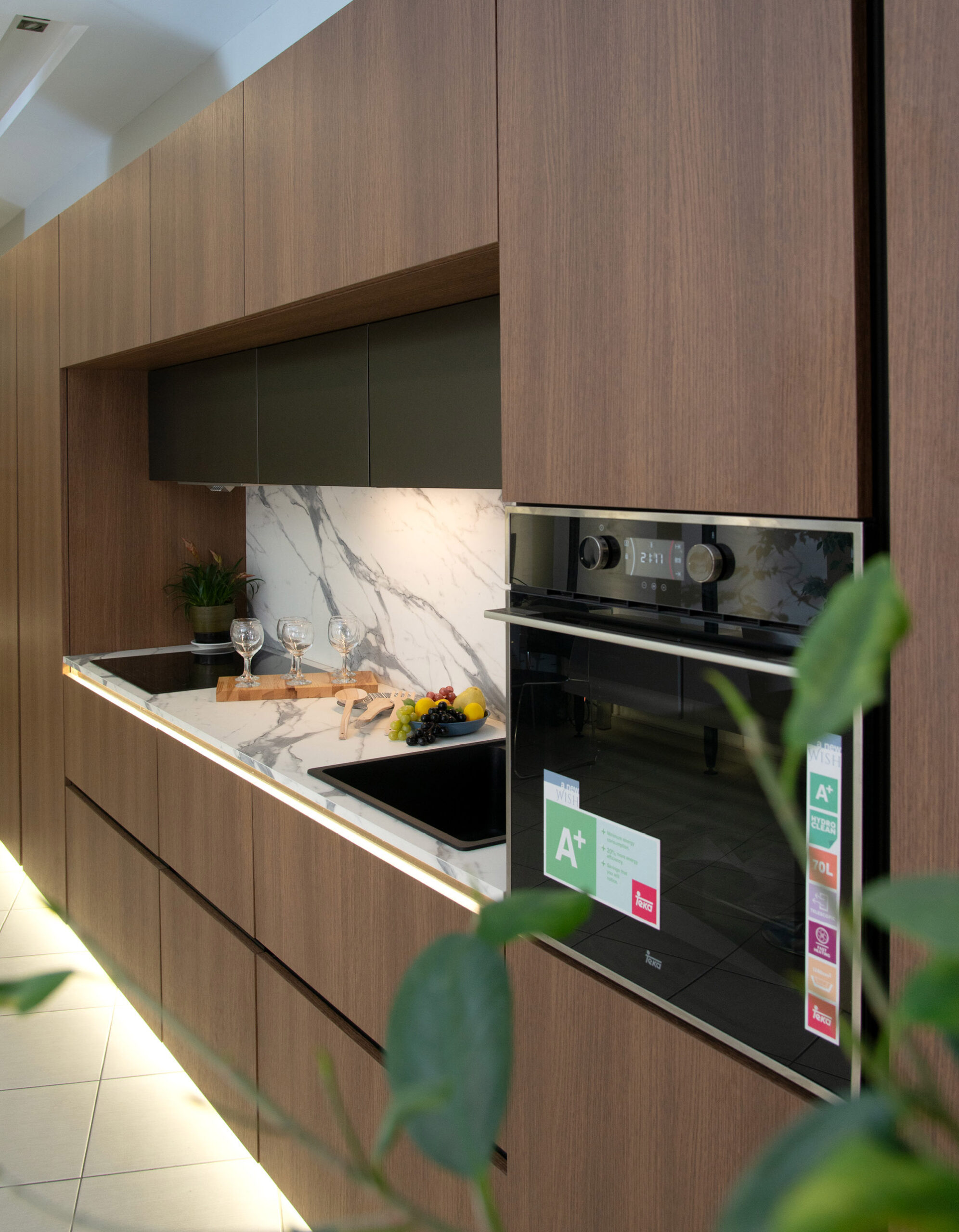 composizione cucina zecchinon all'interno dello showroom aretakis a salonicco, in grecia