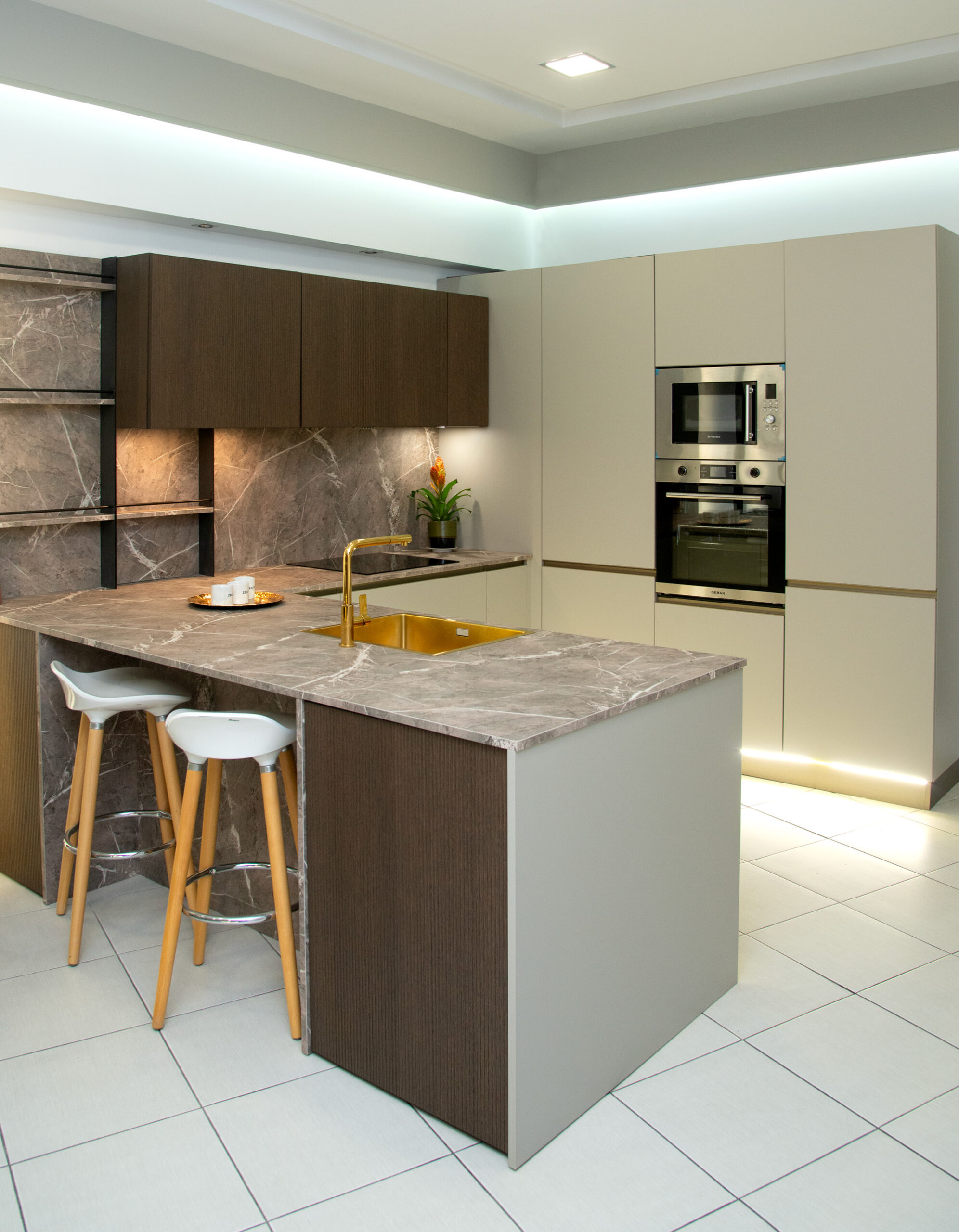 composizione cucina zecchinon all'interno dello showroom aretakis a salonicco, in grecia